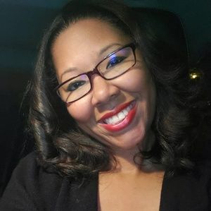 Meet your Posher, Toni